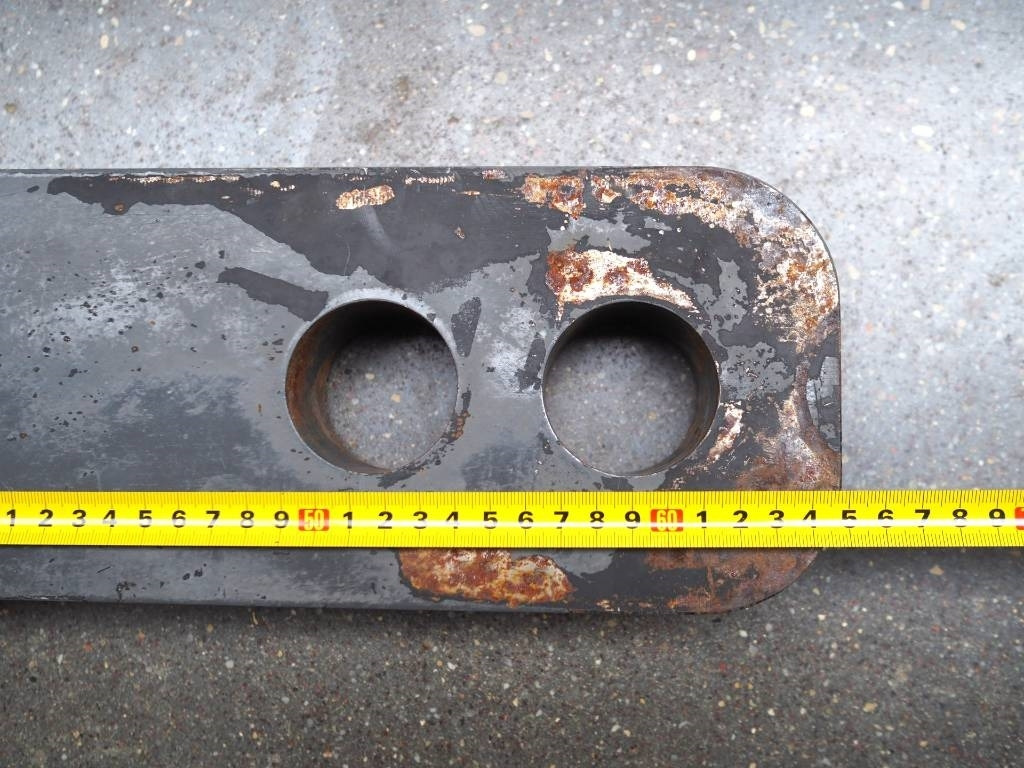 Claas Xerion - bumper hitch K80 - Carrocería y exterior para Maquinaria agrícola: foto 5 Claas Xerion - bumper hitch K80 - Carrocería y exterior para Maquinaria agrícola: foto 5