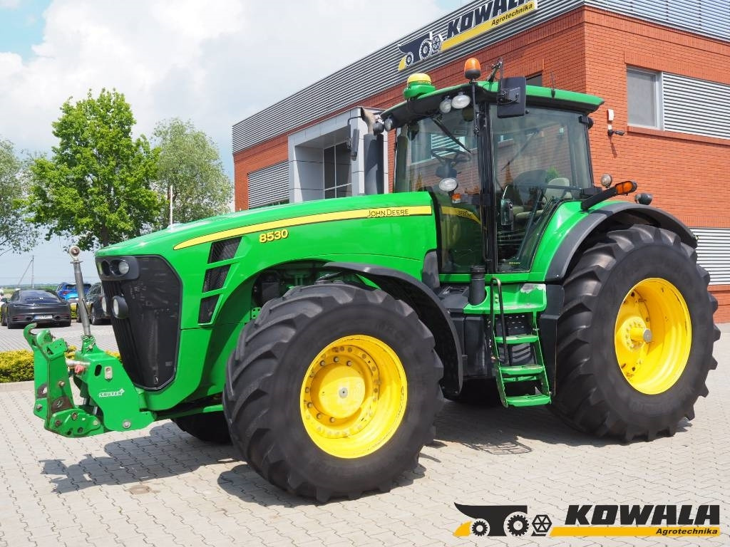 John Deere 8530 GPS - Tractor: foto 1 John Deere 8530 GPS - Tractor: foto 1