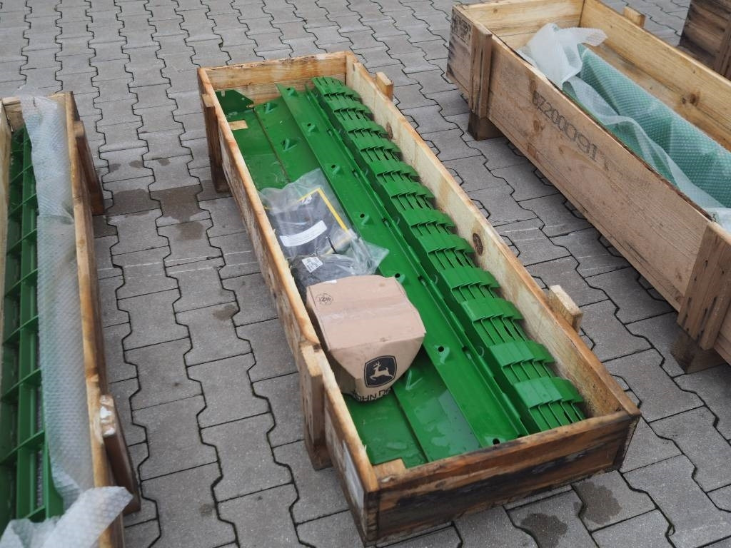 John Deere T660, T670 retrofit kit on corn  - Accesorios para cosechadoras: foto 4 John Deere T660, T670 retrofit kit on corn  - Accesorios para cosechadoras: foto 4
