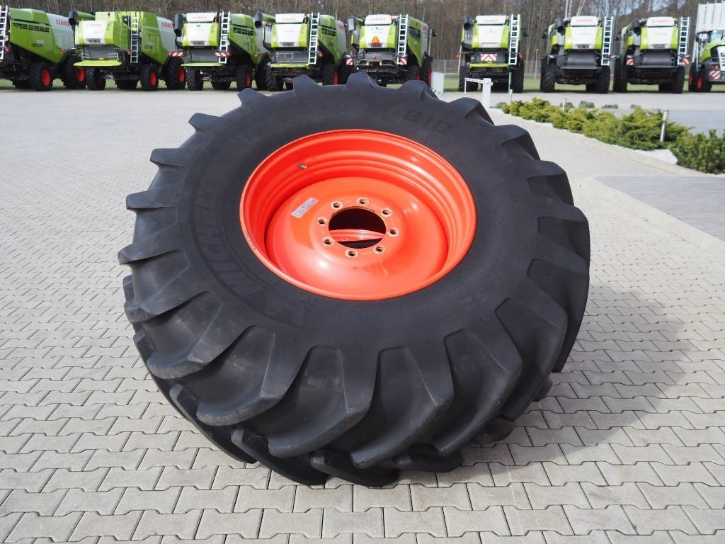 Michelin Agricultural Wheels 650/75 R32 - Claas Jaguar - Neumático para Maquinaria agrícola: foto 4 Michelin Agricultural Wheels 650/75 R32 - Claas Jaguar - Neumático para Maquinaria agrícola: foto 4