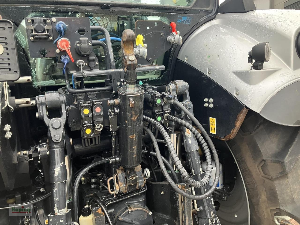 Deutz-Fahr 6185 Agrotron TTV Vo - Tractor: foto 4 Deutz-Fahr 6185 Agrotron TTV Vo - Tractor: foto 4