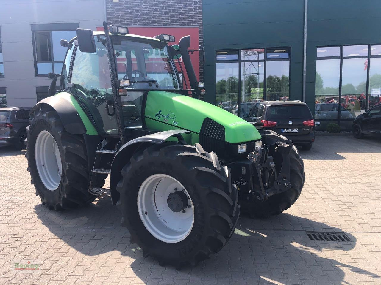 Deutz-Fahr Agrotron 135 - Tractor: foto 1 Deutz-Fahr Agrotron 135 - Tractor: foto 1