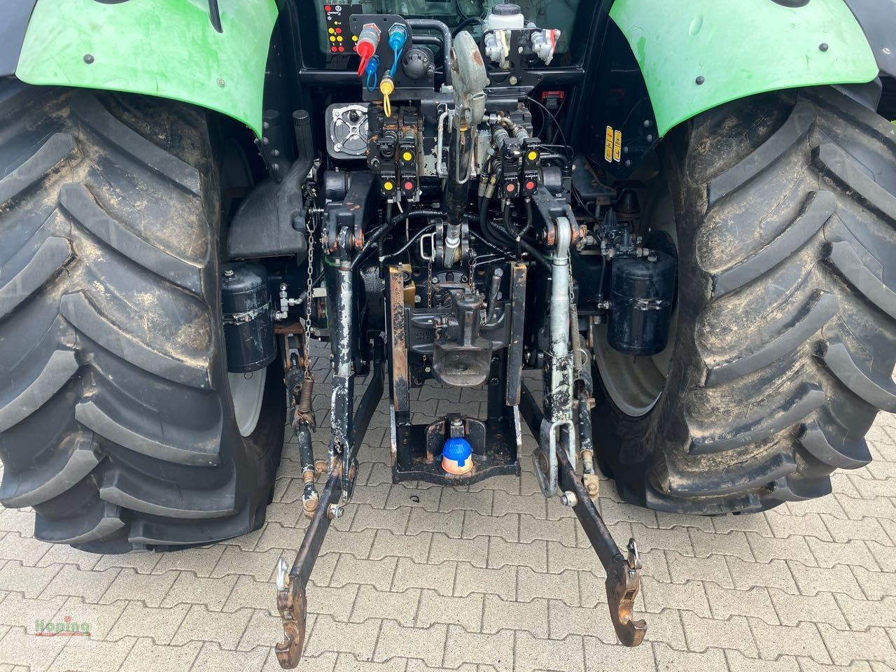 Deutz-Fahr Agrotron TTV 420 - Tractor: foto 4 Deutz-Fahr Agrotron TTV 420 - Tractor: foto 4