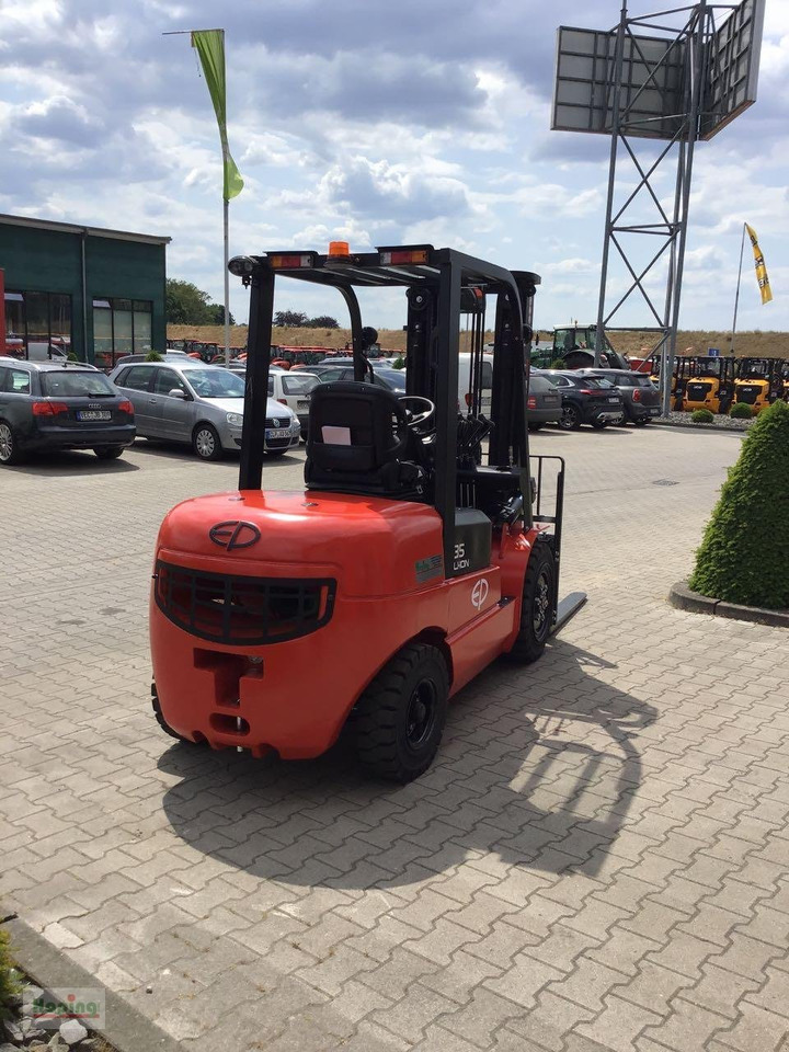 EP Equipment EFL 352 - Carretilla elevadora eléctrica: foto 3 EP Equipment EFL 352 - Carretilla elevadora eléctrica: foto 3