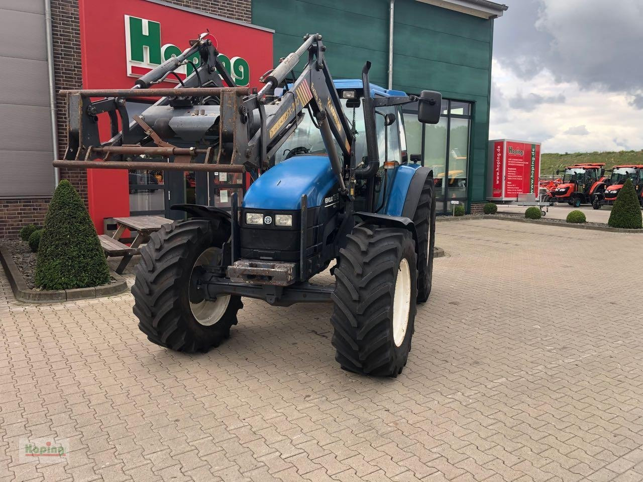 New Holland TSA 115 - Tractor: foto 2 New Holland TSA 115 - Tractor: foto 2