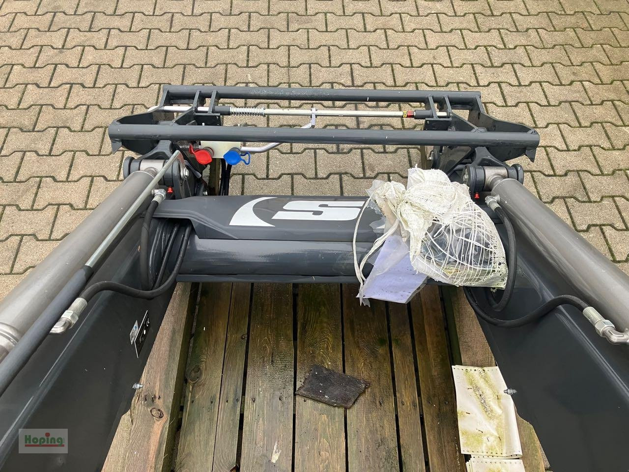 Cargador frontal para tractor nuevo Stoll FZ 41-25: foto 8 Cargador frontal para tractor nuevo Stoll FZ 41-25: foto 8