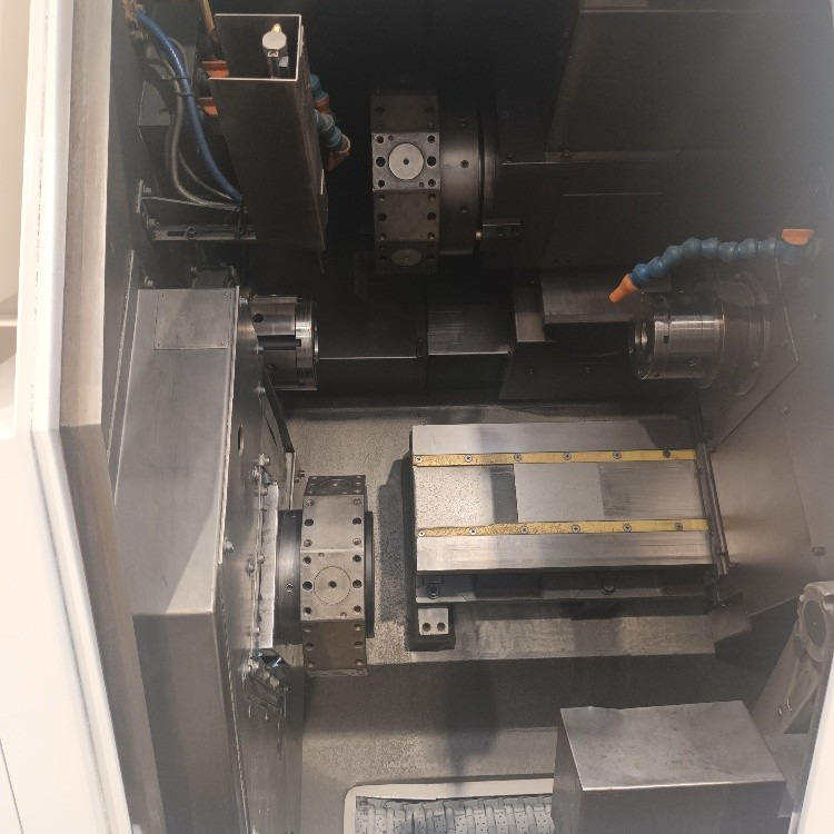 Tornio a controllo numerico Miyano BNE 51 S - Máquina para metal: foto 2 Tornio a controllo numerico Miyano BNE 51 S - Máquina para metal: foto 2