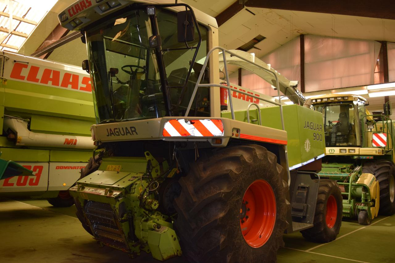 CLAAS Jaguar 900 - Cosechadora de forraje: foto 1 CLAAS Jaguar 900 - Cosechadora de forraje: foto 1