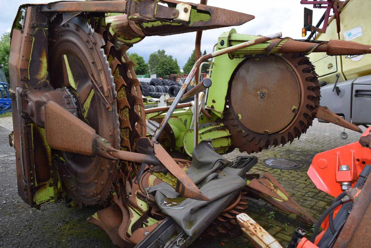 CLAAS RU 450 - Cabezal de maíz: foto 5 CLAAS RU 450 - Cabezal de maíz: foto 5