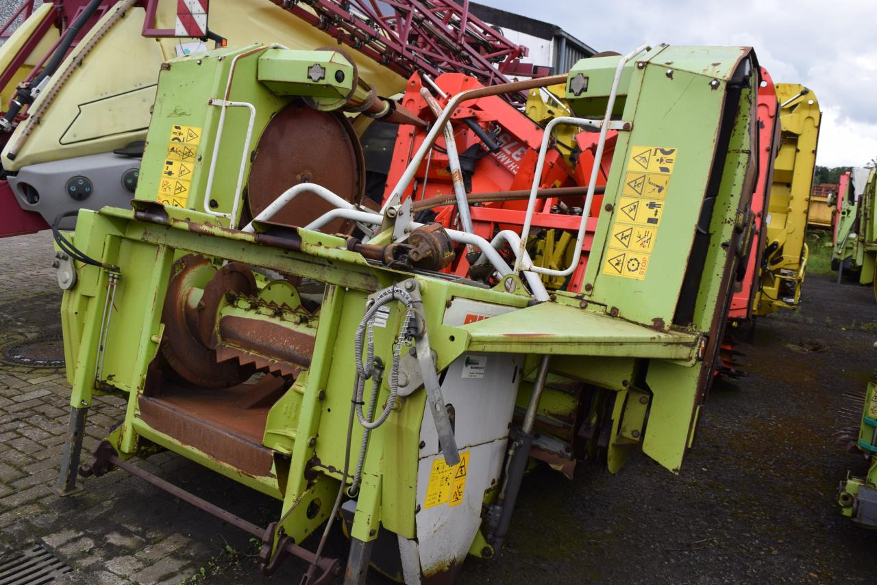 CLAAS RU 450 - Cabezal de maíz: foto 2 CLAAS RU 450 - Cabezal de maíz: foto 2