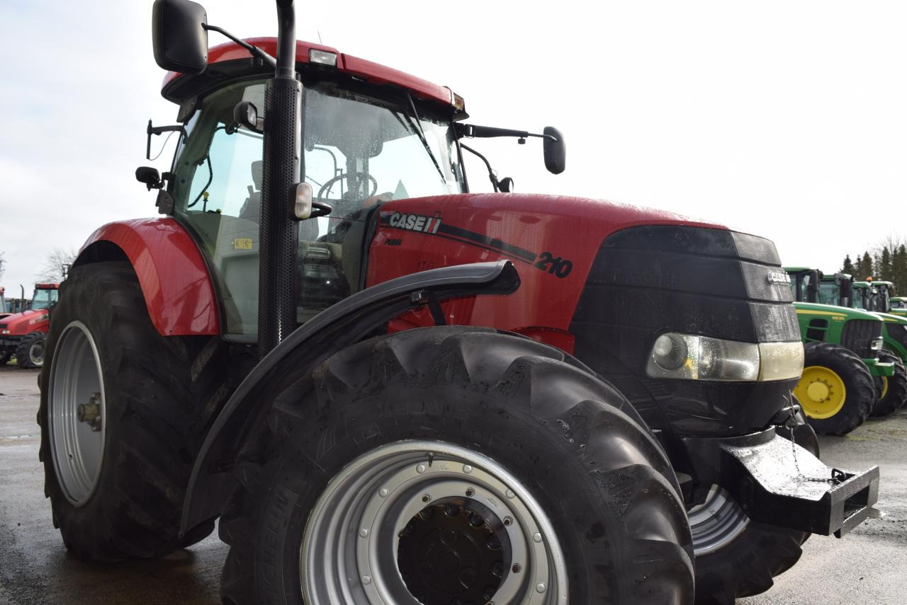 Case-IH Puma 210 MC - Tractor: foto 1 Case-IH Puma 210 MC - Tractor: foto 1