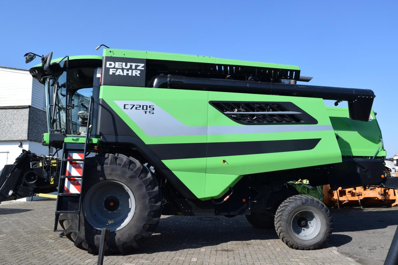 Deutz-Fahr C 7205 TS - Cosechadora de granos: foto 2 Deutz-Fahr C 7205 TS - Cosechadora de granos: foto 2