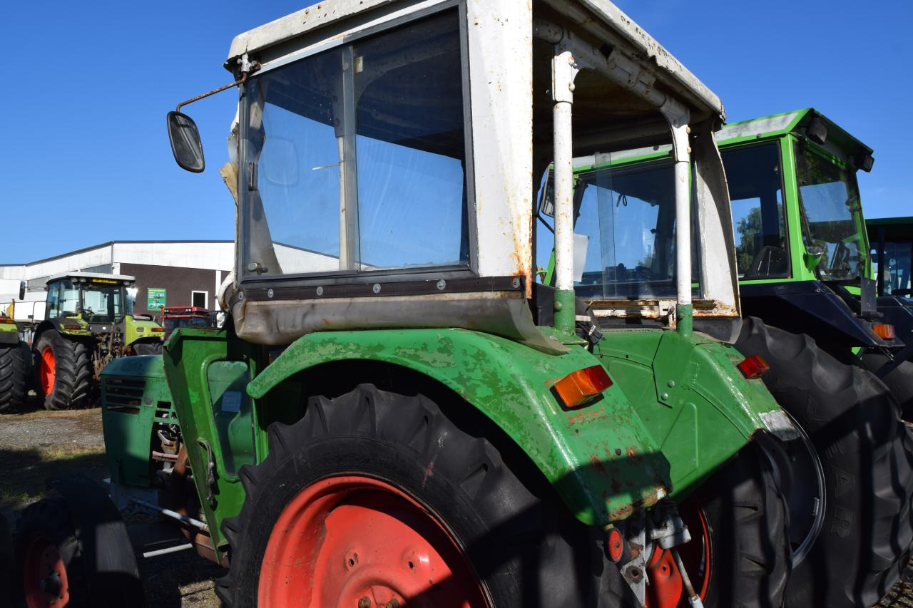 Deutz-Fahr D4006 - Tractor: foto 3 Deutz-Fahr D4006 - Tractor: foto 3