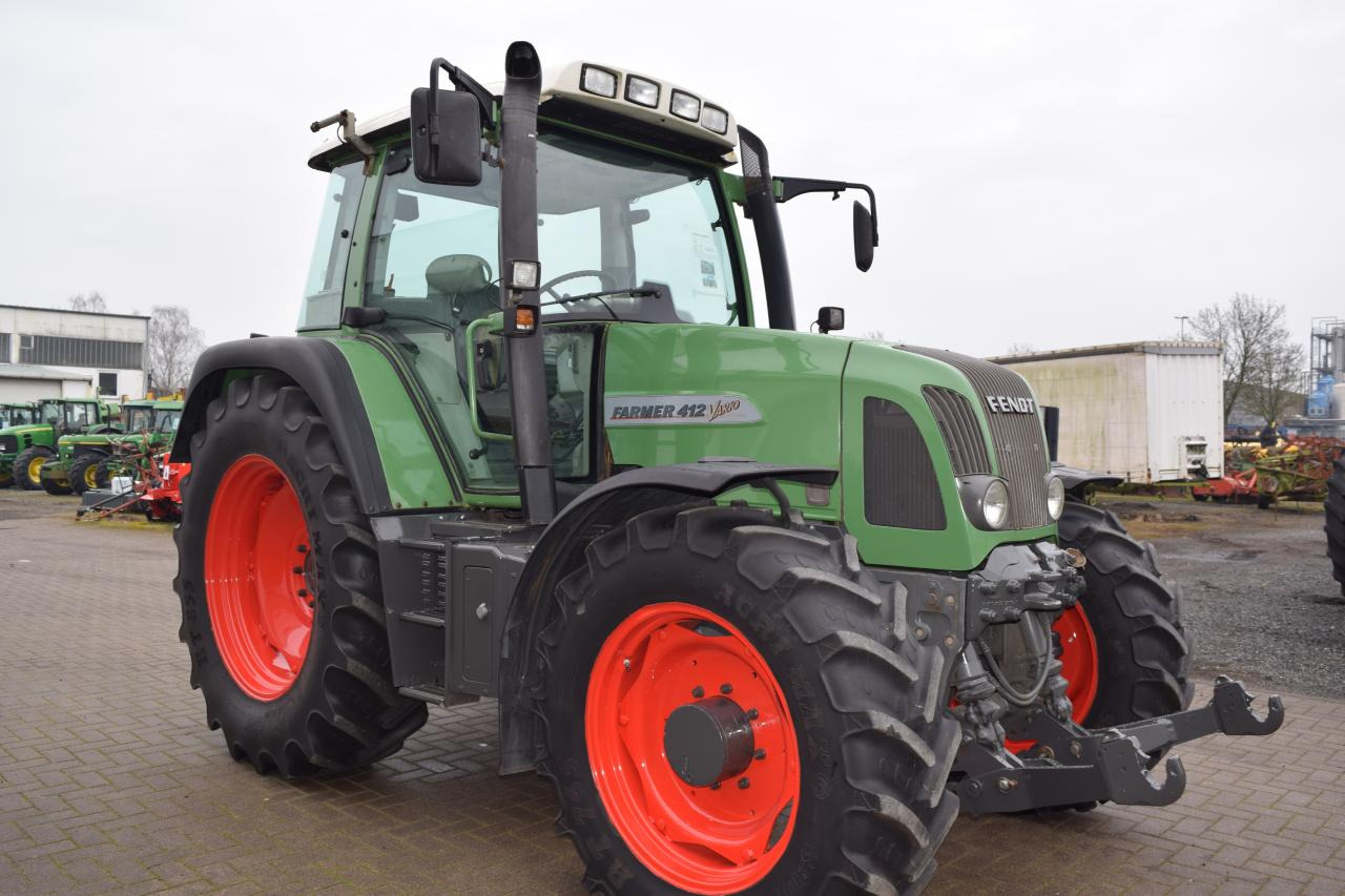 Fendt 412 Vario - Tractor: foto 2 Fendt 412 Vario - Tractor: foto 2