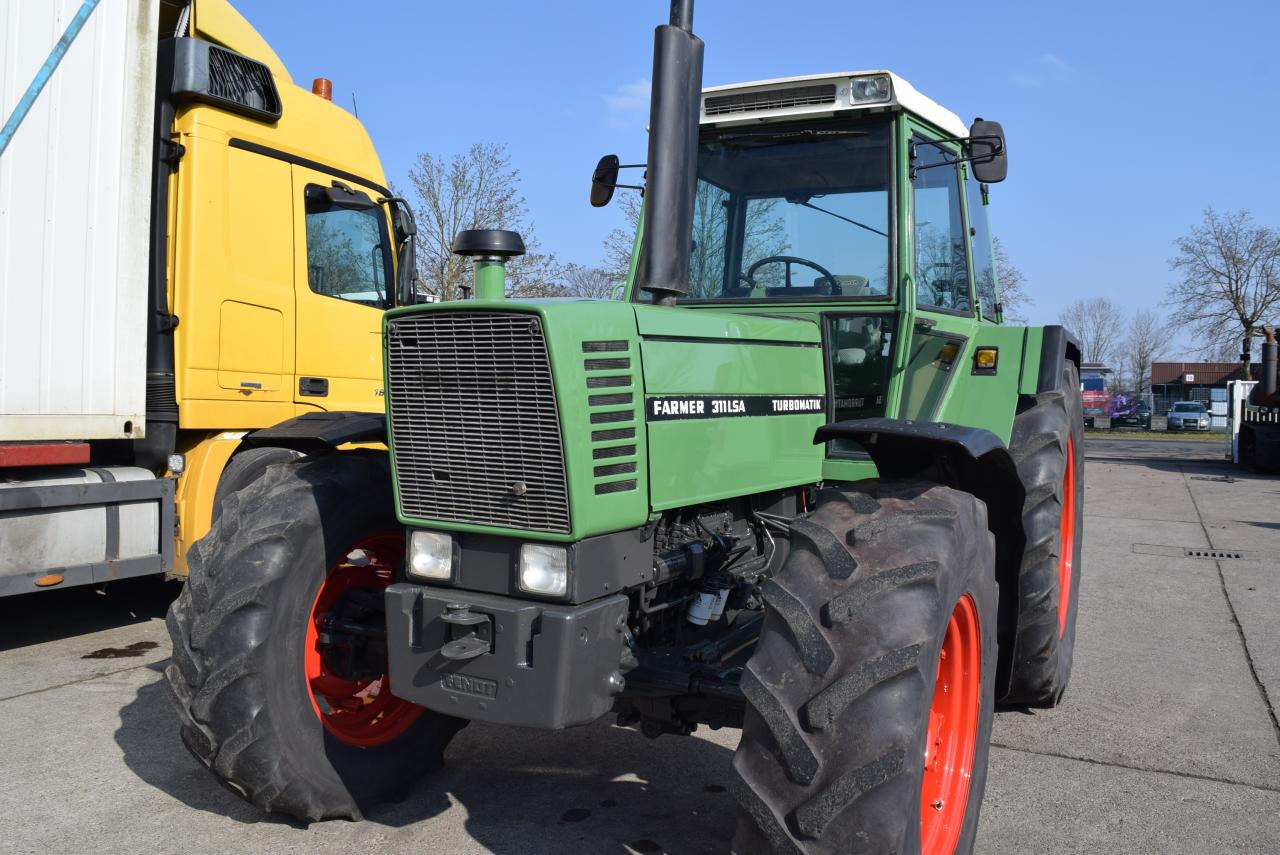 Fendt Farmer 311 LSA - Tractor: foto 3 Fendt Farmer 311 LSA - Tractor: foto 3