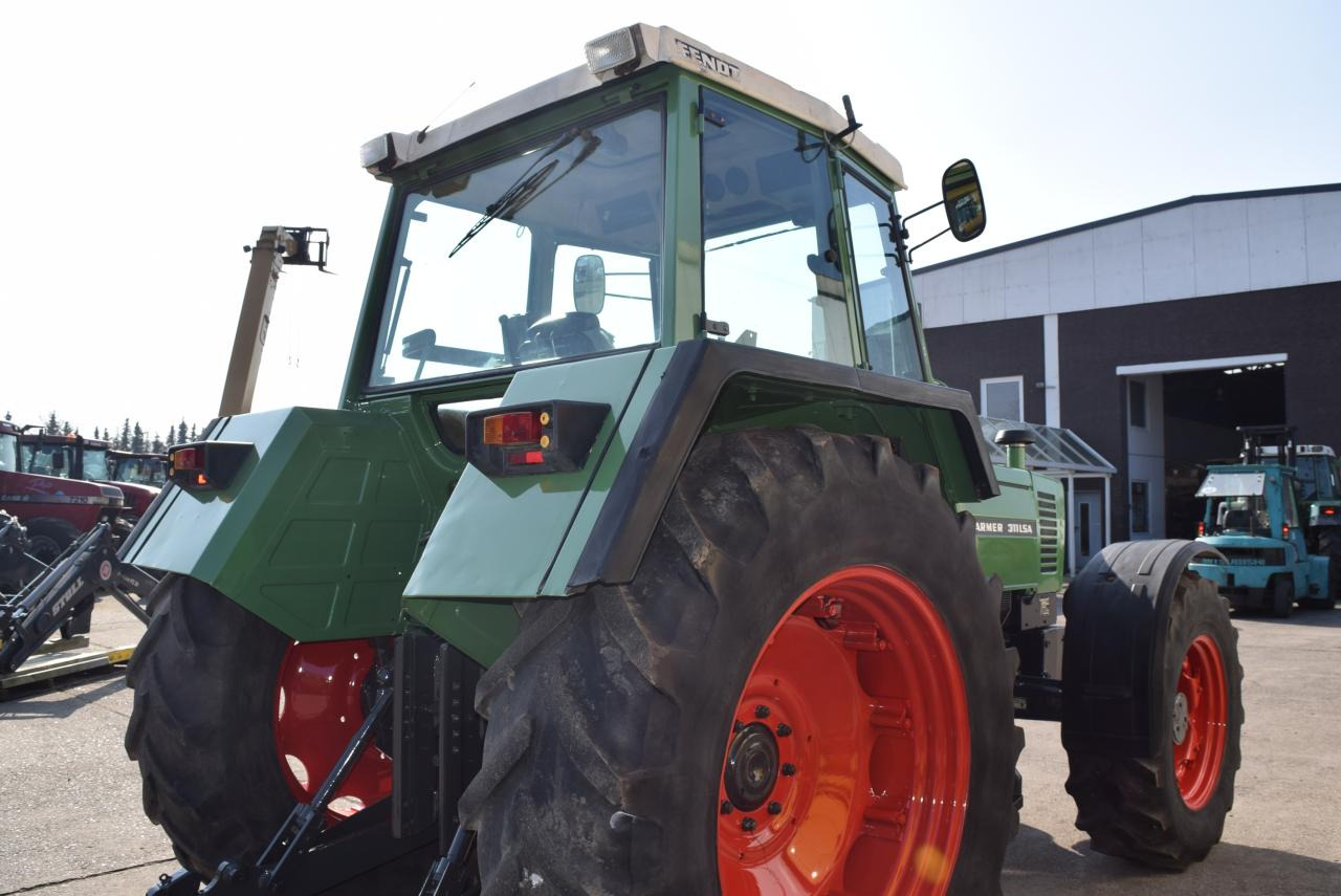 Fendt Farmer 311 LSA - Tractor: foto 5 Fendt Farmer 311 LSA - Tractor: foto 5