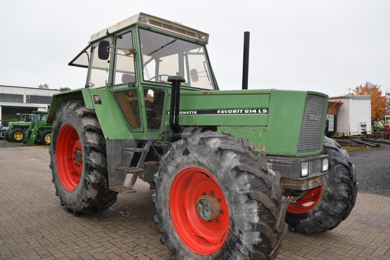 Fendt Favorit 614 LS Turbomatik - Tractor: foto 3 Fendt Favorit 614 LS Turbomatik - Tractor: foto 3