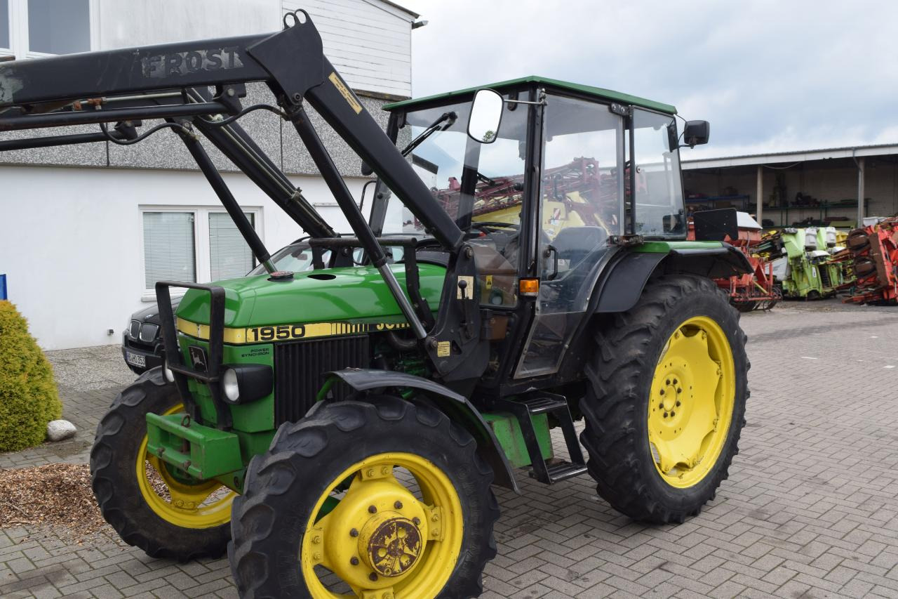 John Deere 1950 - Tractor: foto 1 John Deere 1950 - Tractor: foto 1