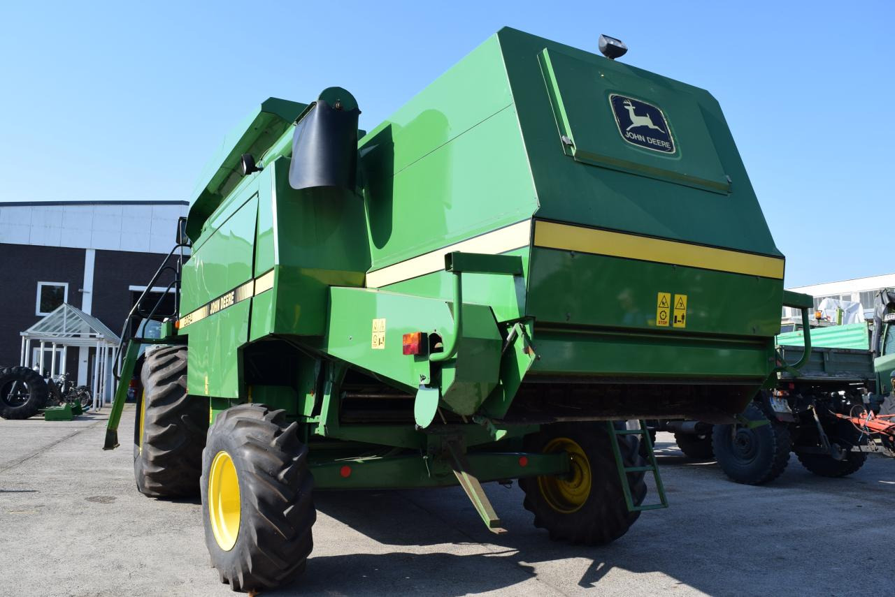 John Deere 2064 - Cosechadora de granos: foto 4 John Deere 2064 - Cosechadora de granos: foto 4