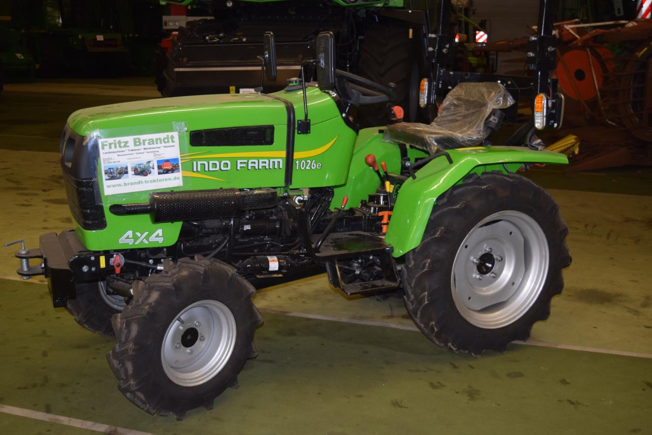 Klein-/Schmalspurtraktor - Tractor: foto 1 Klein-/Schmalspurtraktor - Tractor: foto 1