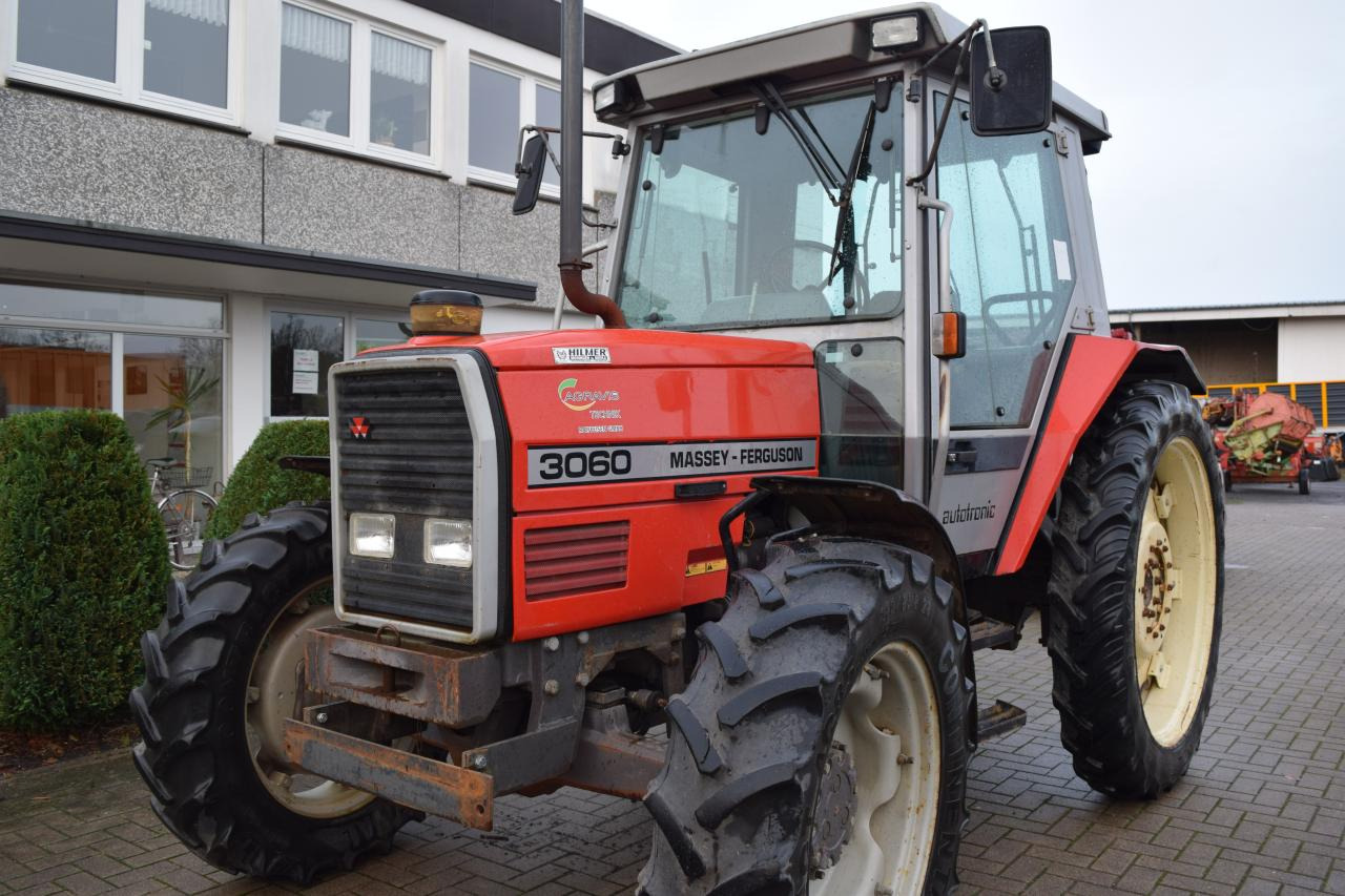 Massey Ferguson MF 3060 - Tractor: foto 4 Massey Ferguson MF 3060 - Tractor: foto 4