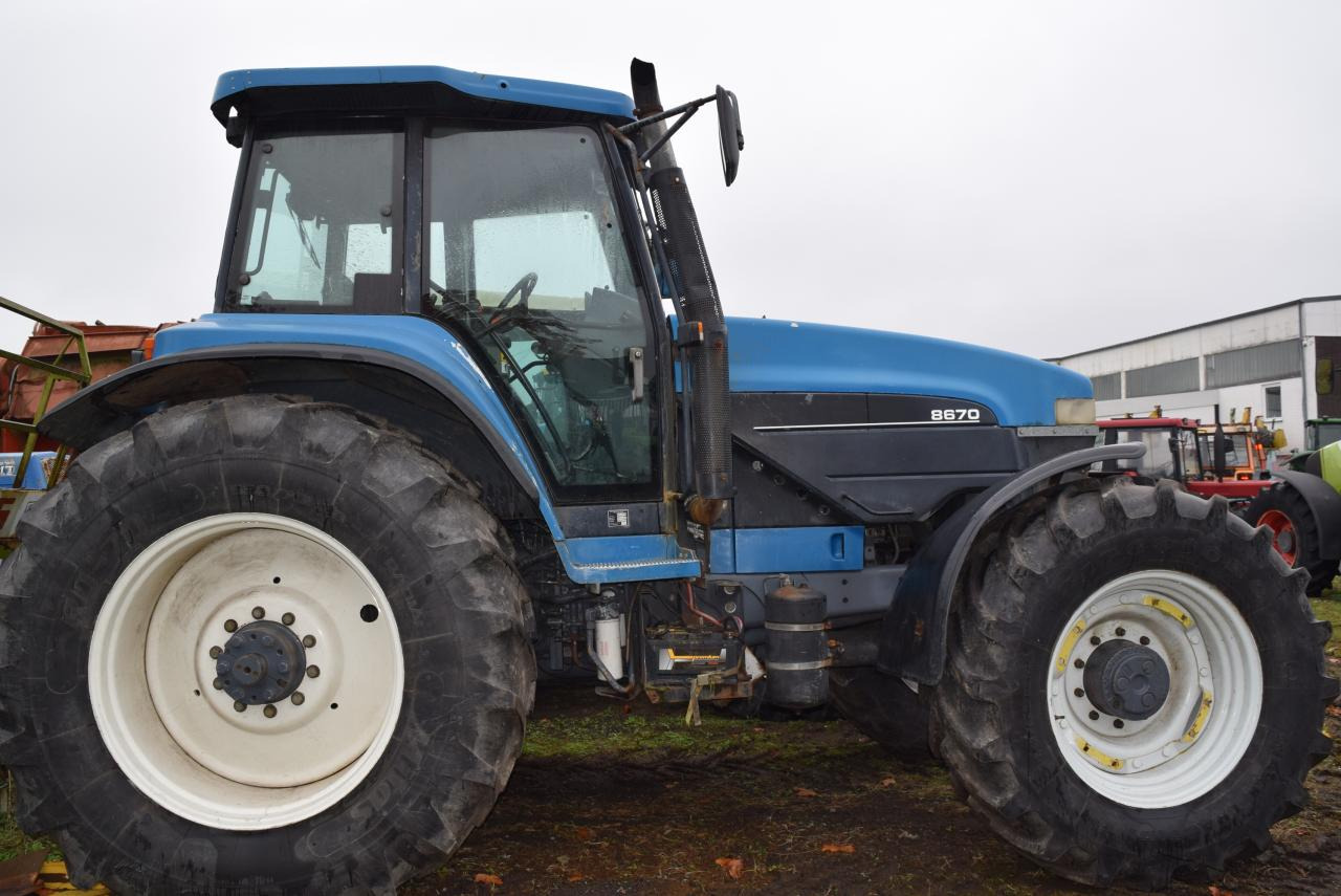 New Holland 8670 TA - Tractor: foto 3 New Holland 8670 TA - Tractor: foto 3