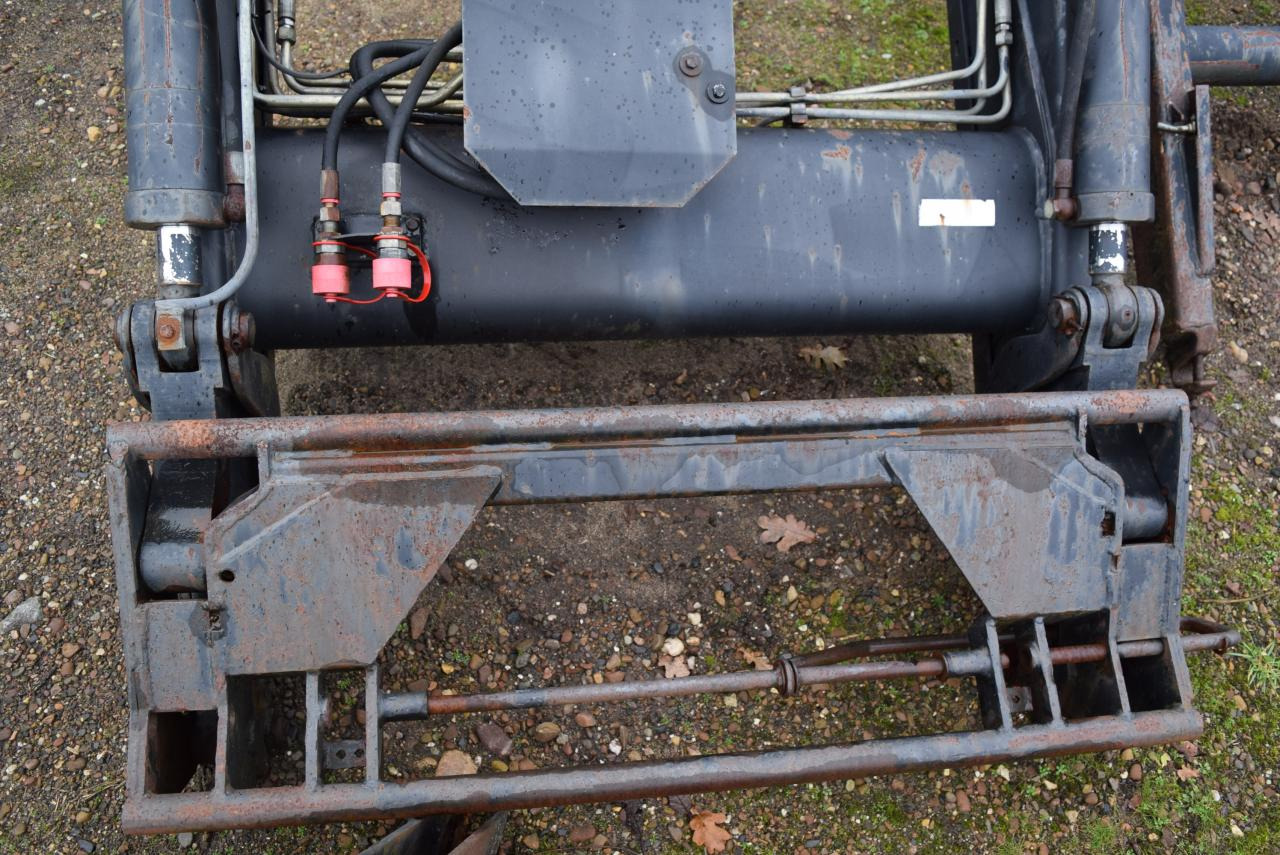 Stoll Robust F71 - Cargador frontal para tractor: foto 2 Stoll Robust F71 - Cargador frontal para tractor: foto 2