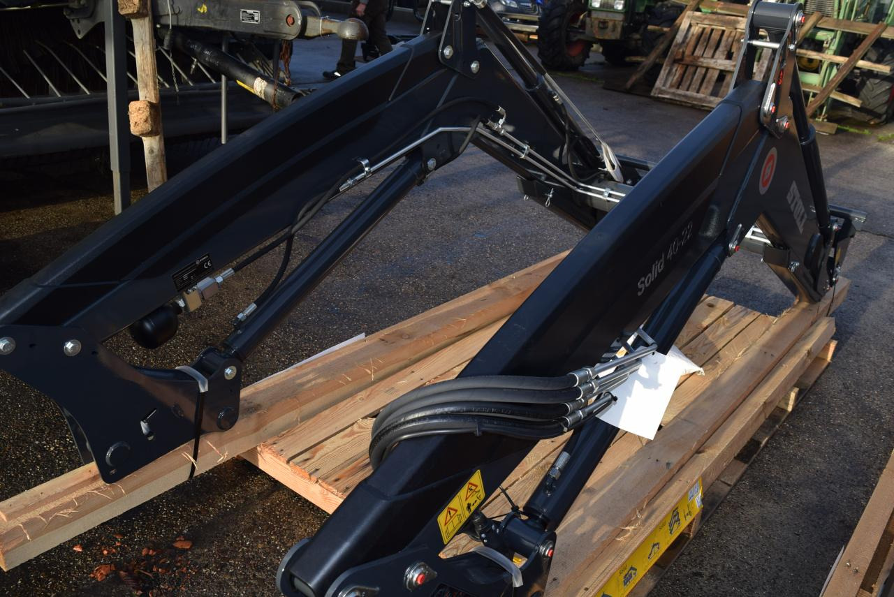 Stoll Solid 40-22 P - Cargador frontal para tractor: foto 1 Stoll Solid 40-22 P - Cargador frontal para tractor: foto 1