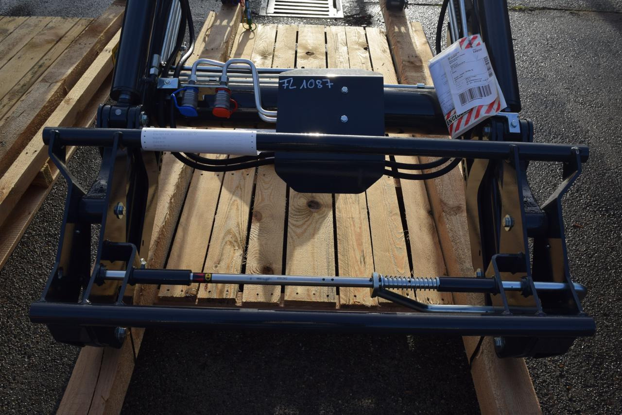 Stoll Solid 40-22 P - Cargador frontal para tractor: foto 5 Stoll Solid 40-22 P - Cargador frontal para tractor: foto 5