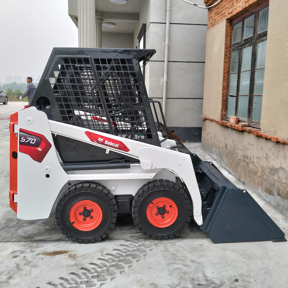 Bobcat S70 - Minicargadora: foto 1 Bobcat S70 - Minicargadora: foto 1