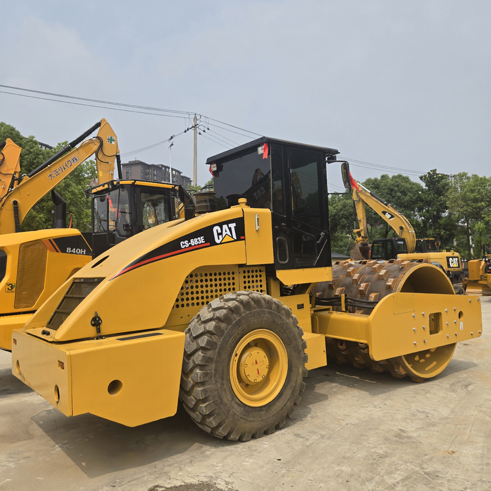CAT CS683E - Compactador: foto 4 CAT CS683E - Compactador: foto 4