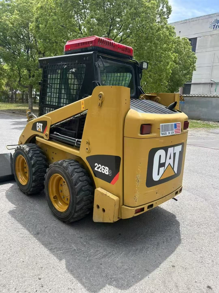 CATERPILLAR 226B-3 - Minicargadora: foto 3 CATERPILLAR 226B-3 - Minicargadora: foto 3