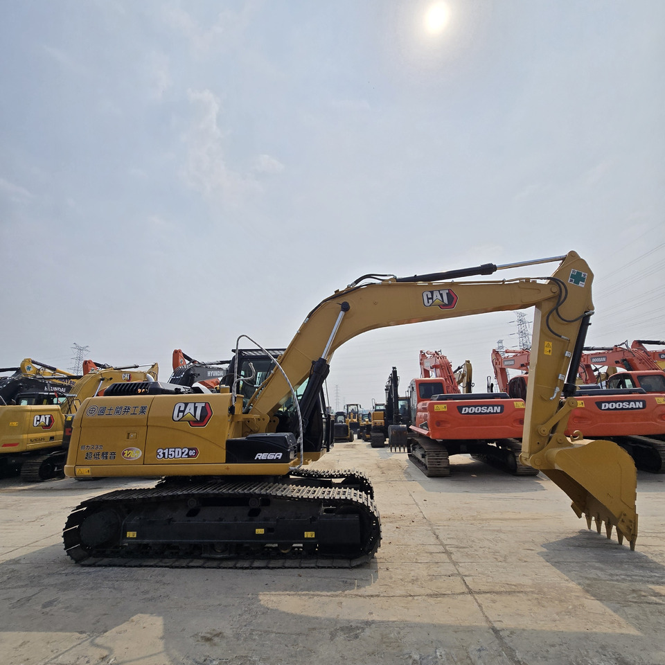 CATERPILLAR 315D2GC - Excavadora de cadenas: foto 2 CATERPILLAR 315D2GC - Excavadora de cadenas: foto 2