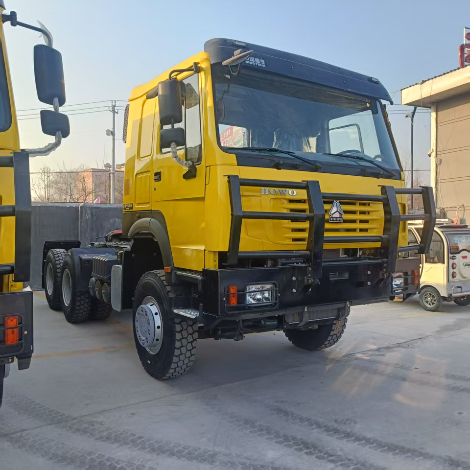 SINOTRUK HOWO 430 - Cabeza tractora: foto 1 SINOTRUK HOWO 430 - Cabeza tractora: foto 1