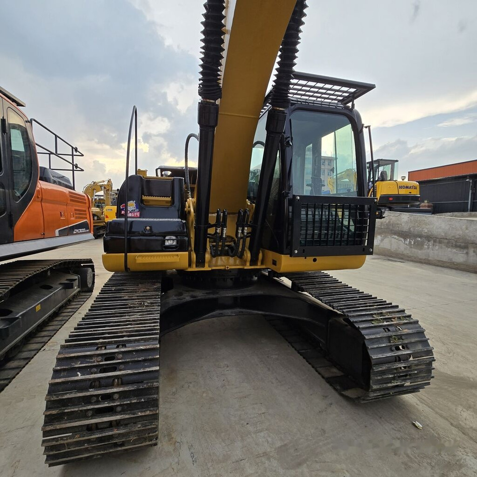 Caterpillar 320DL - Excavadora de cadenas: foto 1 Caterpillar 320DL - Excavadora de cadenas: foto 1
