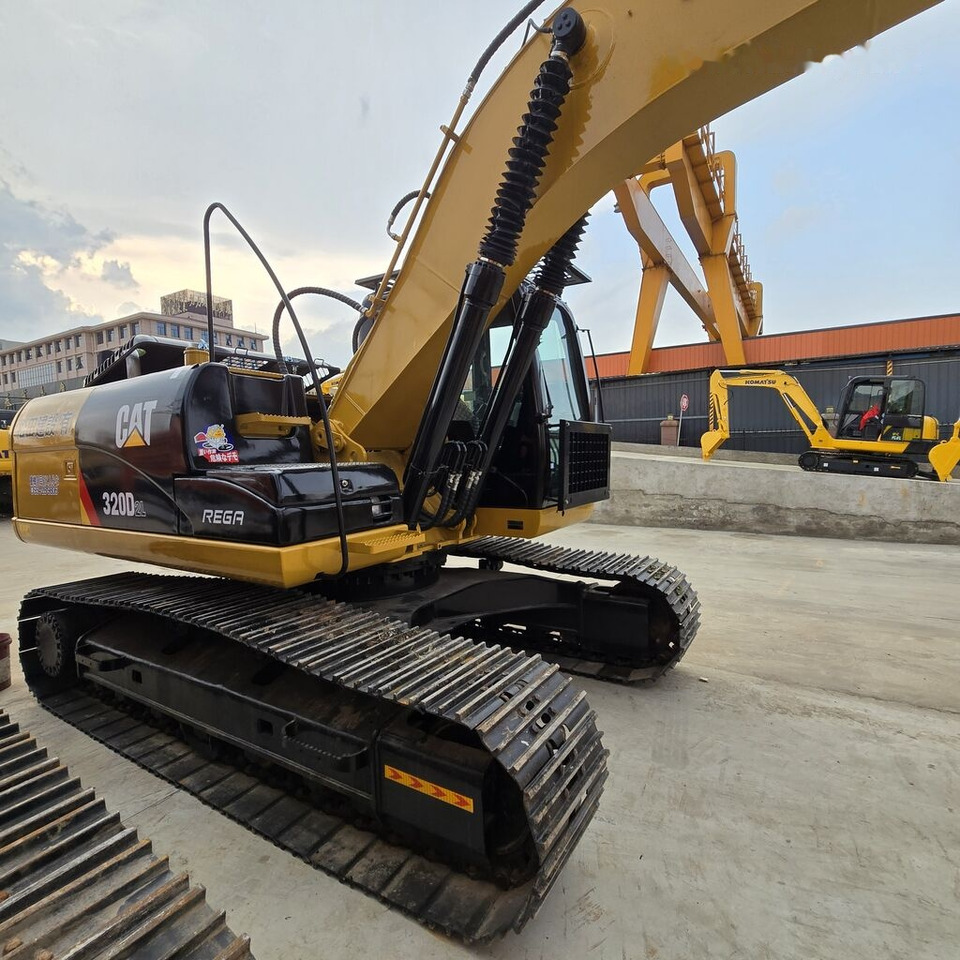Caterpillar 320DL - Excavadora de cadenas: foto 3 Caterpillar 320DL - Excavadora de cadenas: foto 3
