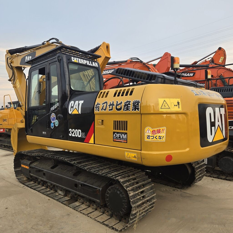 Caterpillar 320DL - Excavadora de cadenas: foto 4 Caterpillar 320DL - Excavadora de cadenas: foto 4