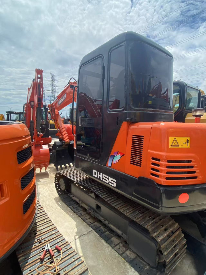 Miniexcavadora Doosan DH55: foto 6