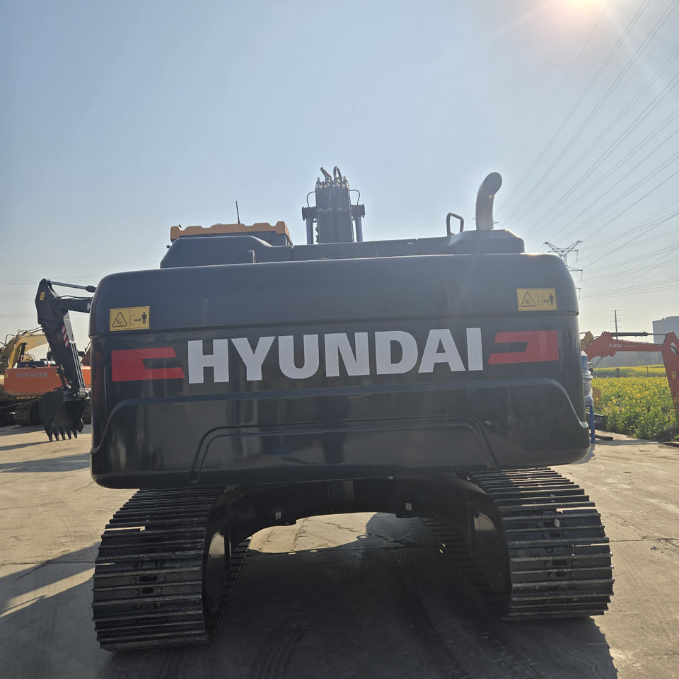 HYUNDAI HX220L - Excavadora de cadenas: foto 3 HYUNDAI HX220L - Excavadora de cadenas: foto 3