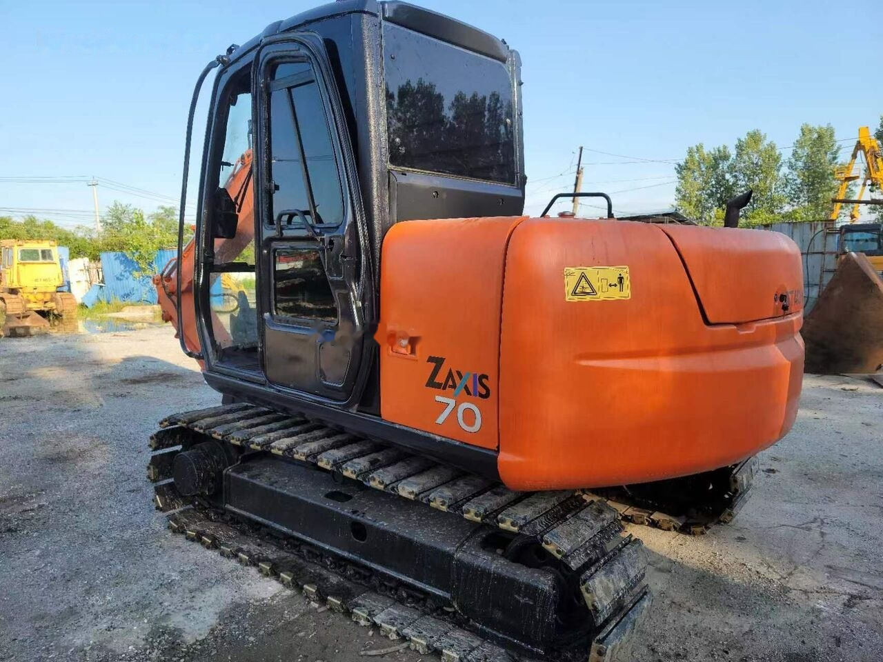 Hitachi ZX70 - Excavadora de cadenas: foto 1 Hitachi ZX70 - Excavadora de cadenas: foto 1