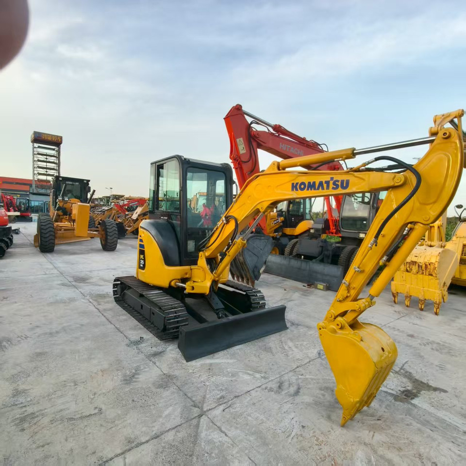 KOMATSU PC35MR - Miniexcavadora: foto 2 KOMATSU PC35MR - Miniexcavadora: foto 2