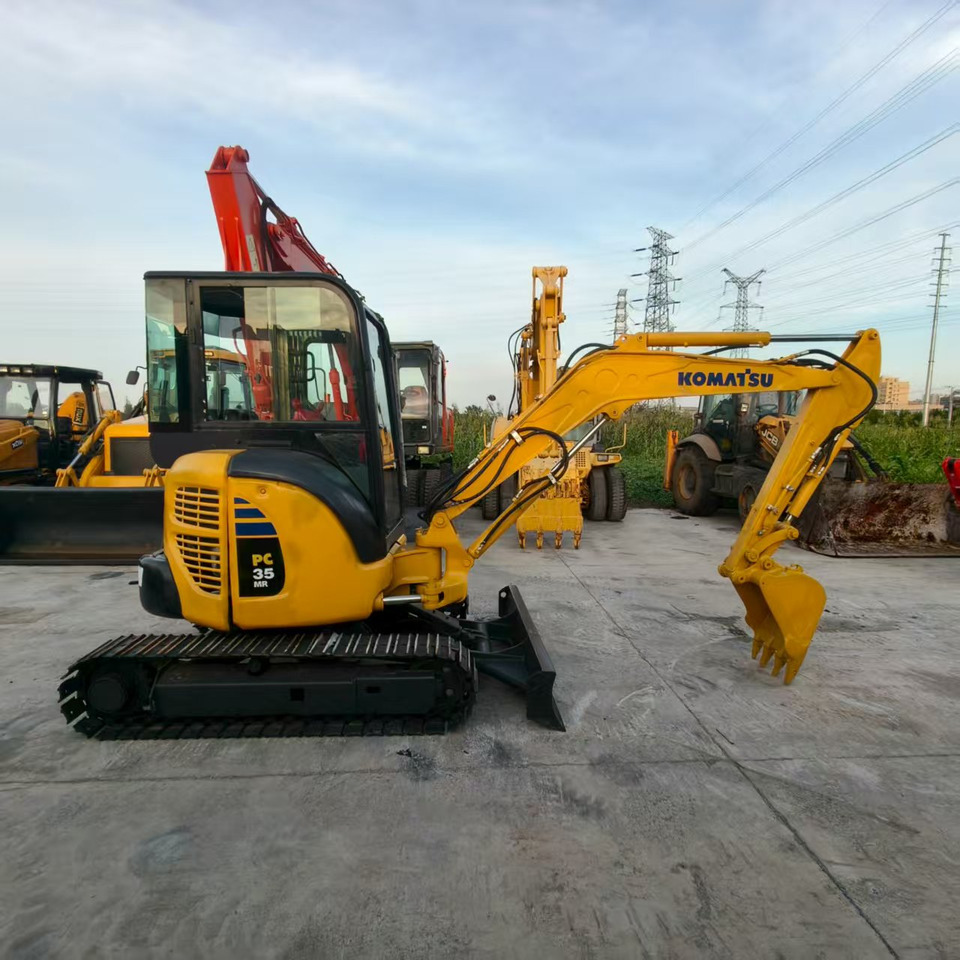 KOMATSU PC35MR - Miniexcavadora: foto 1 KOMATSU PC35MR - Miniexcavadora: foto 1