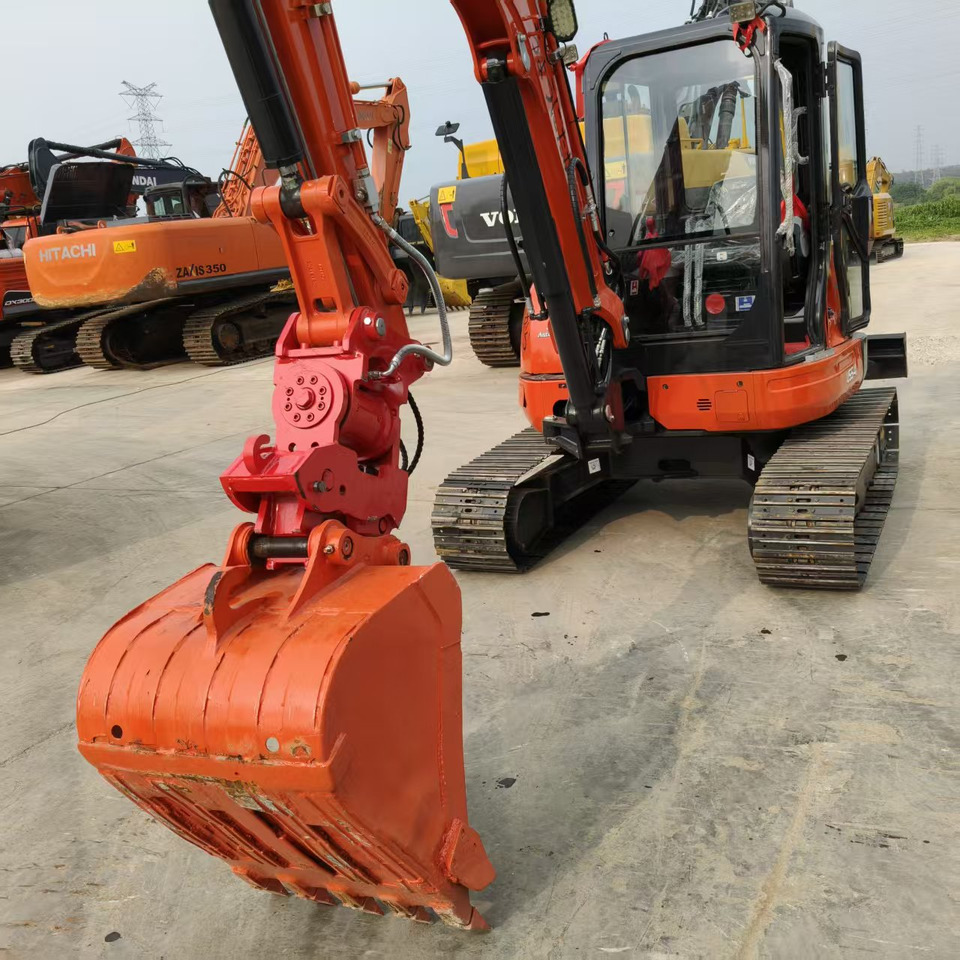 KUBOTA U55-4 - Miniexcavadora: foto 4 KUBOTA U55-4 - Miniexcavadora: foto 4