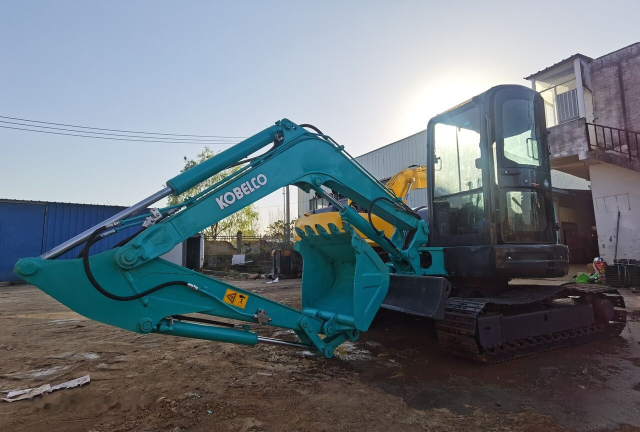 Kobelco SK55SR - Miniexcavadora: foto 4 Kobelco SK55SR - Miniexcavadora: foto 4