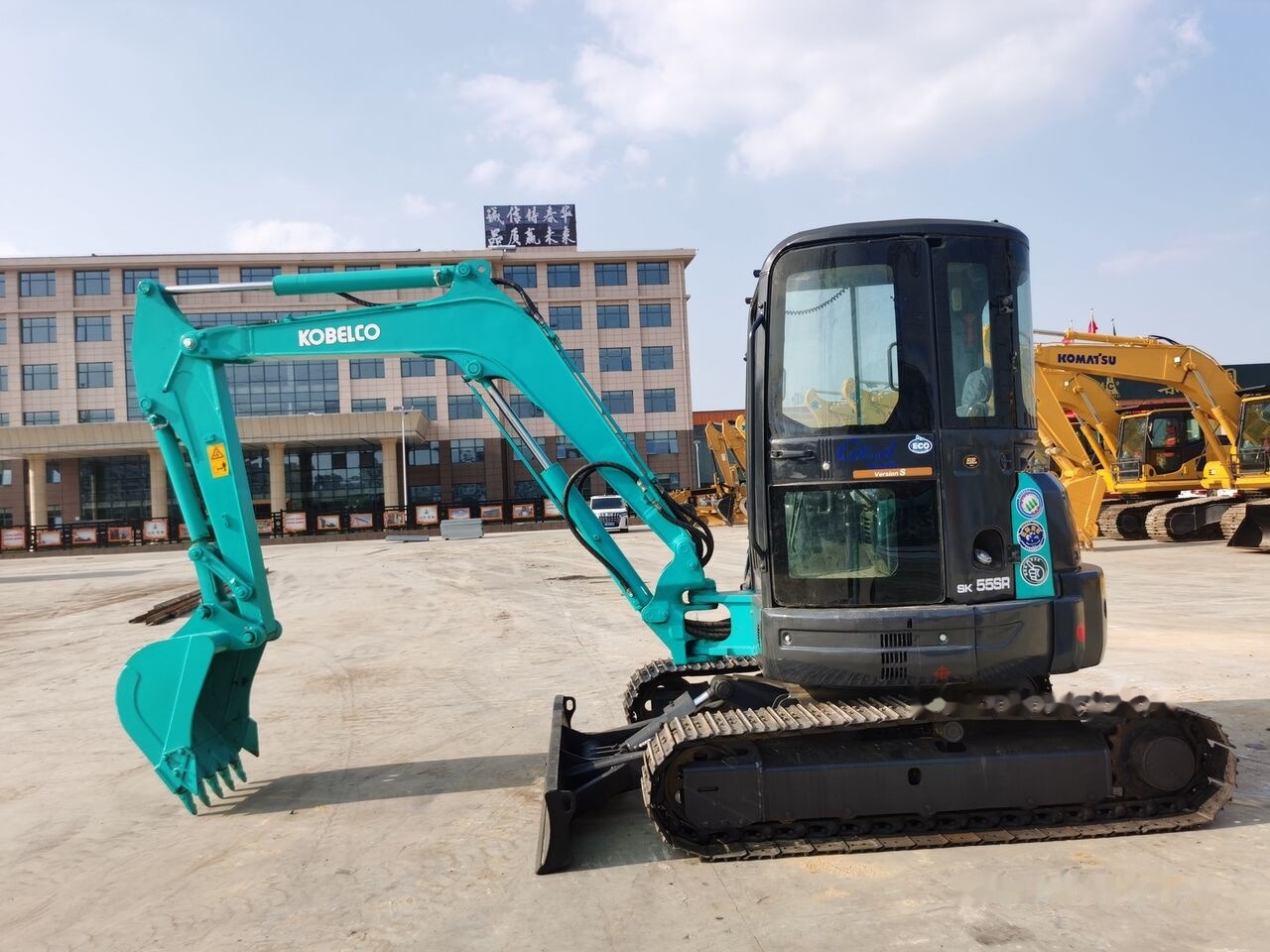 Kobelco SK55SR - Miniexcavadora: foto 5 Kobelco SK55SR - Miniexcavadora: foto 5