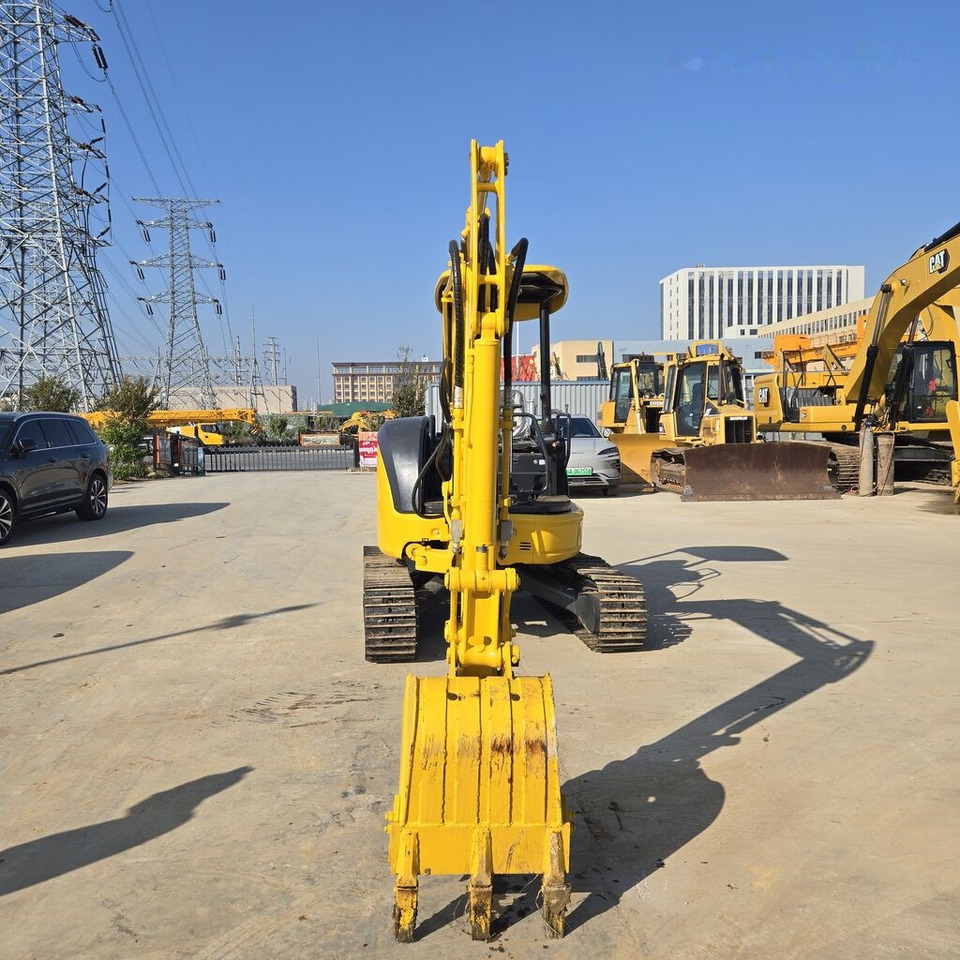 Komatsu PC35MR - Miniexcavadora: foto 2 Komatsu PC35MR - Miniexcavadora: foto 2