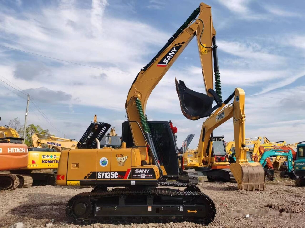 Excavadora de cadenas Sany SY135C: foto 7