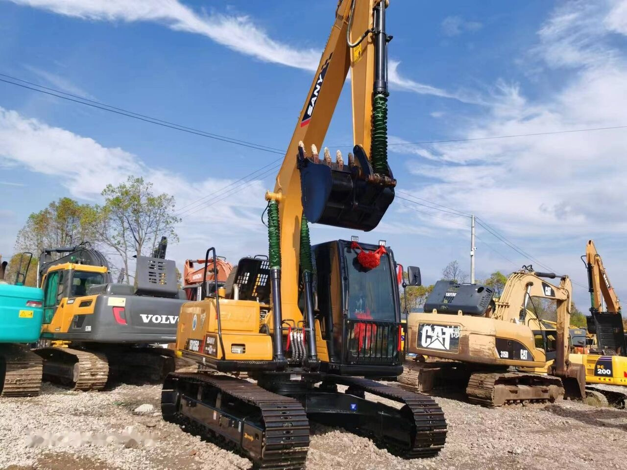Sany SY135C - Excavadora de cadenas: foto 1 Sany SY135C - Excavadora de cadenas: foto 1