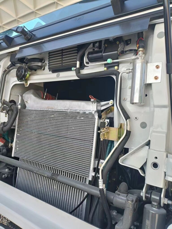 Camión volquete Sinotruk Howo: foto 7