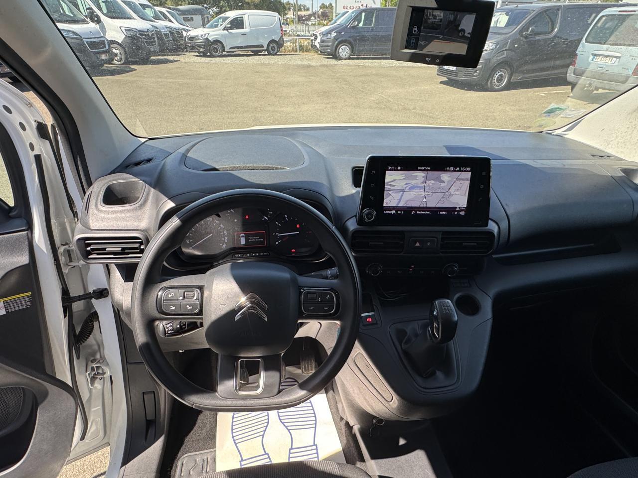 Citroen Berlingo M 650KG BLUEHDI 100 S&S DRIVER - Furgoneta pequeña: foto 3 Citroen Berlingo M 650KG BLUEHDI 100 S&S DRIVER - Furgoneta pequeña: foto 3